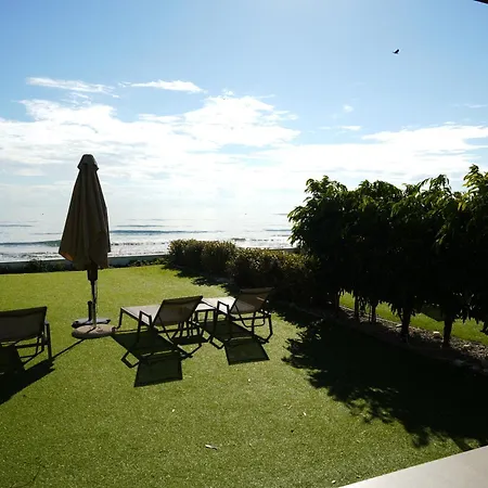 Meneou By The Sea Vakantiehuis Larnaca