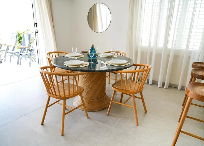 Meneou By The Sea * Ларнака